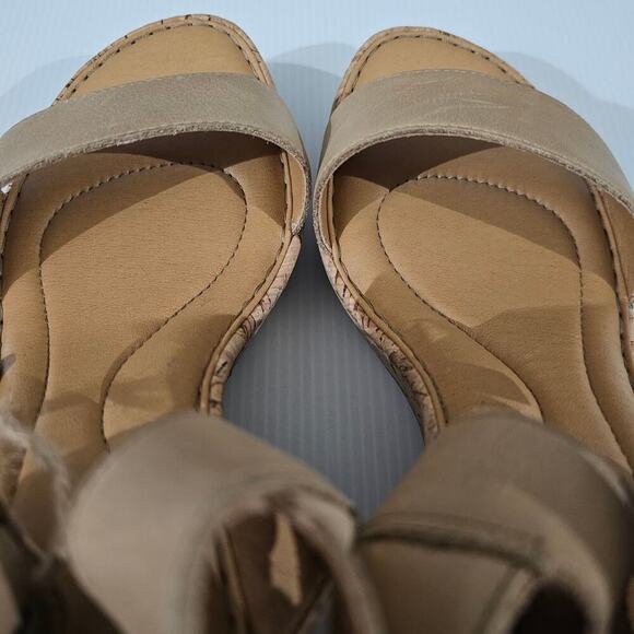 NEW Born Lenore Sandal Womens Size 10 Natural Tan Leather Wedge Platform - Picture 10 of 14